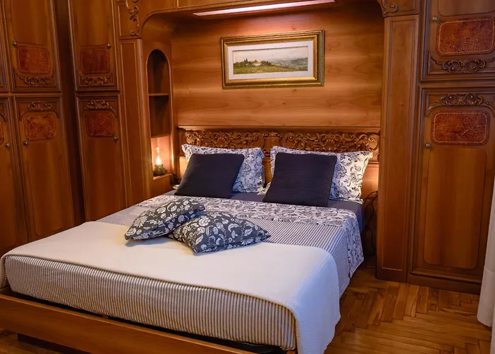 Villa Mara - Aosta - 200 Mq - Wifi - Jacuzzi - Parcheggio - Giardino